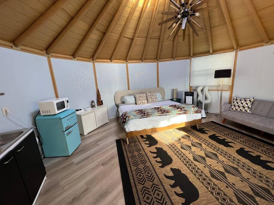 Villa Glamping-Sky Dome Yurt-Tiny House-2 By Lavenders Field Valley Center Exterior foto